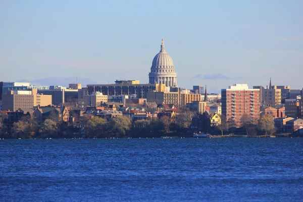 wisconsin online sports betting
