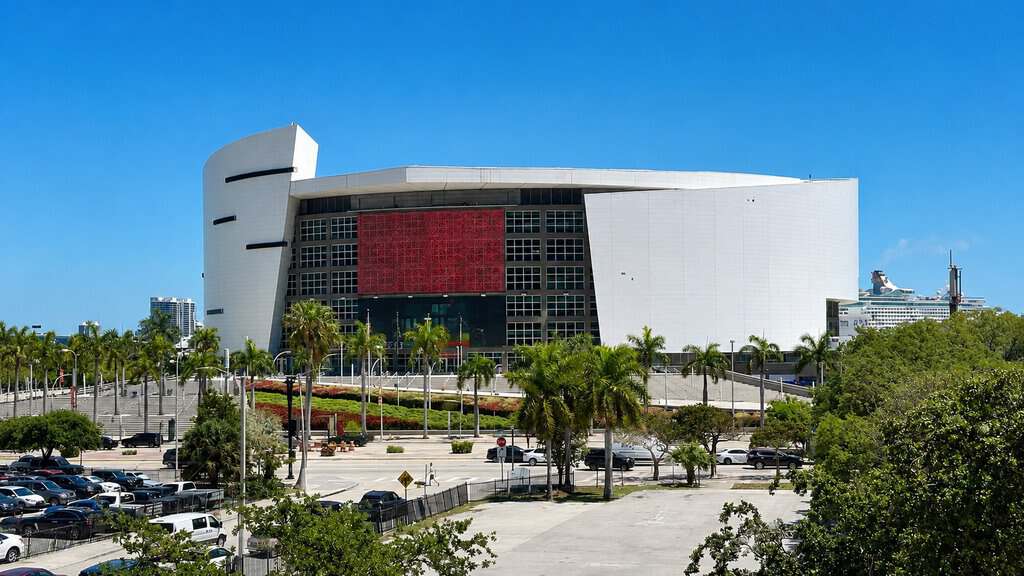 lebron next team heat